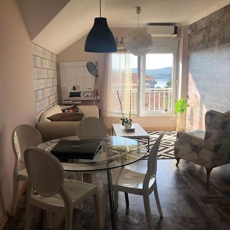 Gala Apartment Tivat Exterior foto