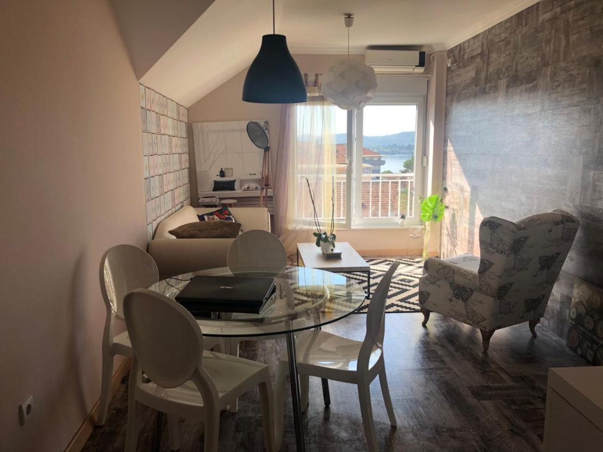 Gala Apartment Tivat Exterior foto