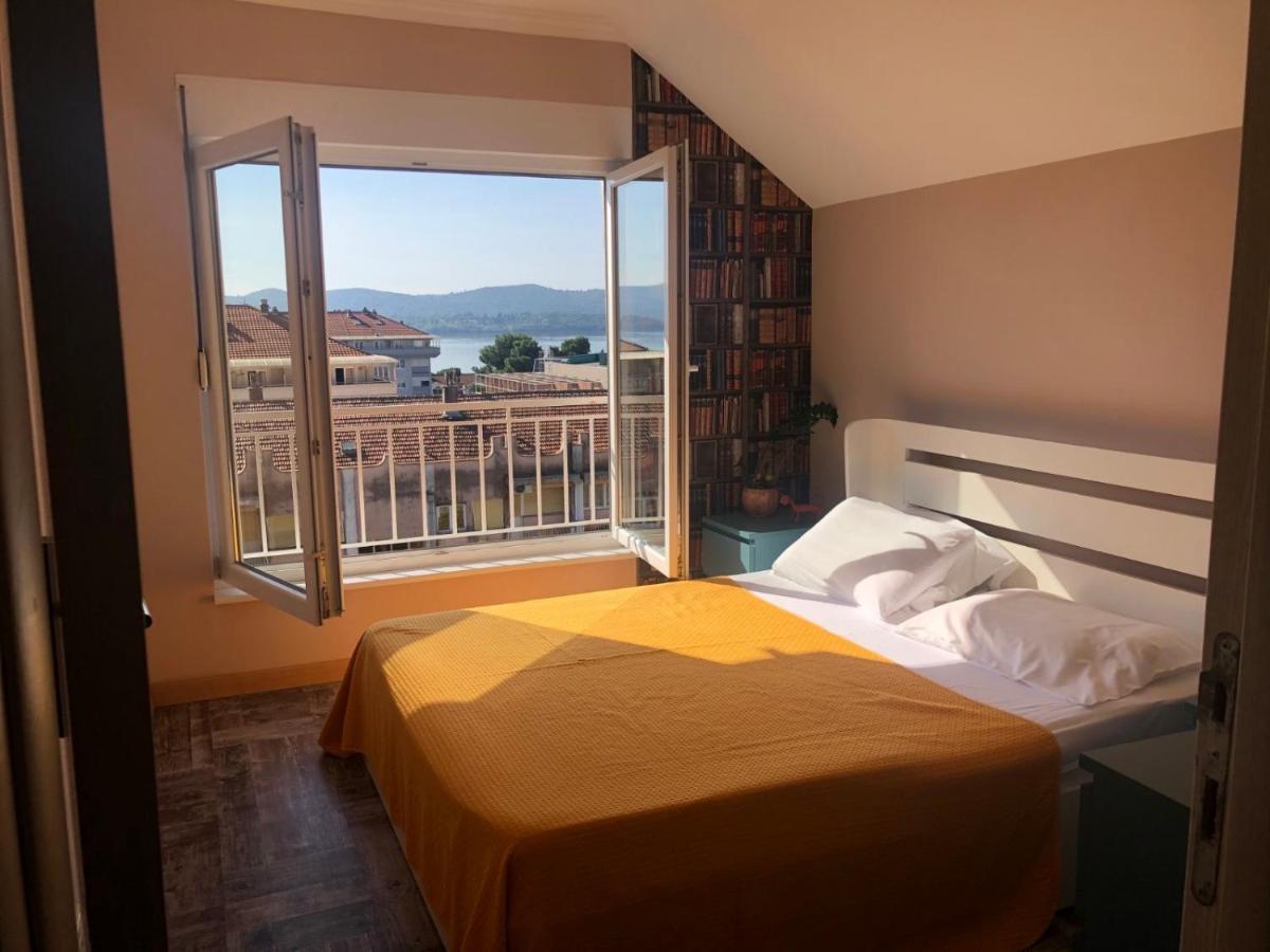 Gala Apartment Tivat Exterior foto